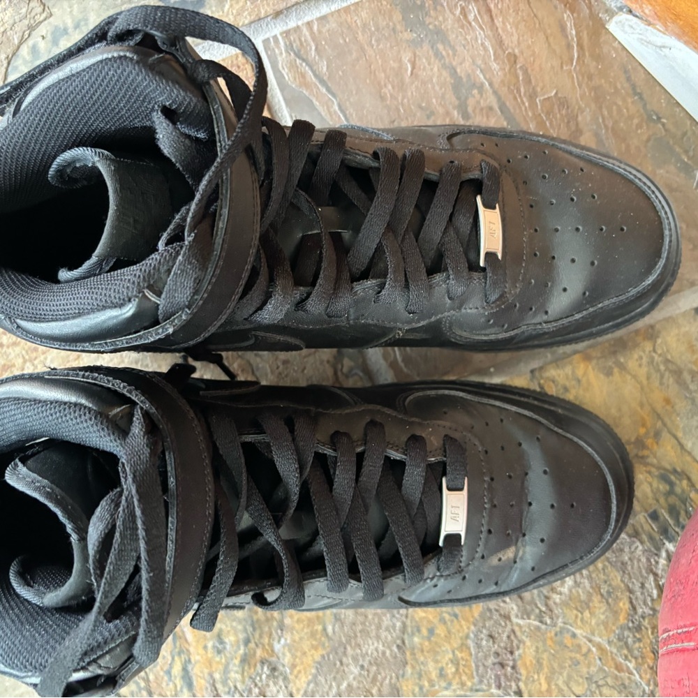 Nike Mid Air Forces - Picture 2 of 3